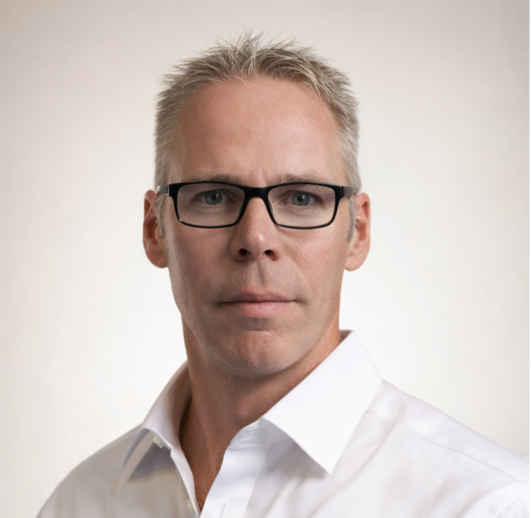 Daryl Hicks headshot